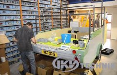 報道稱樂高建模師用塑料磚搭世界較大篷